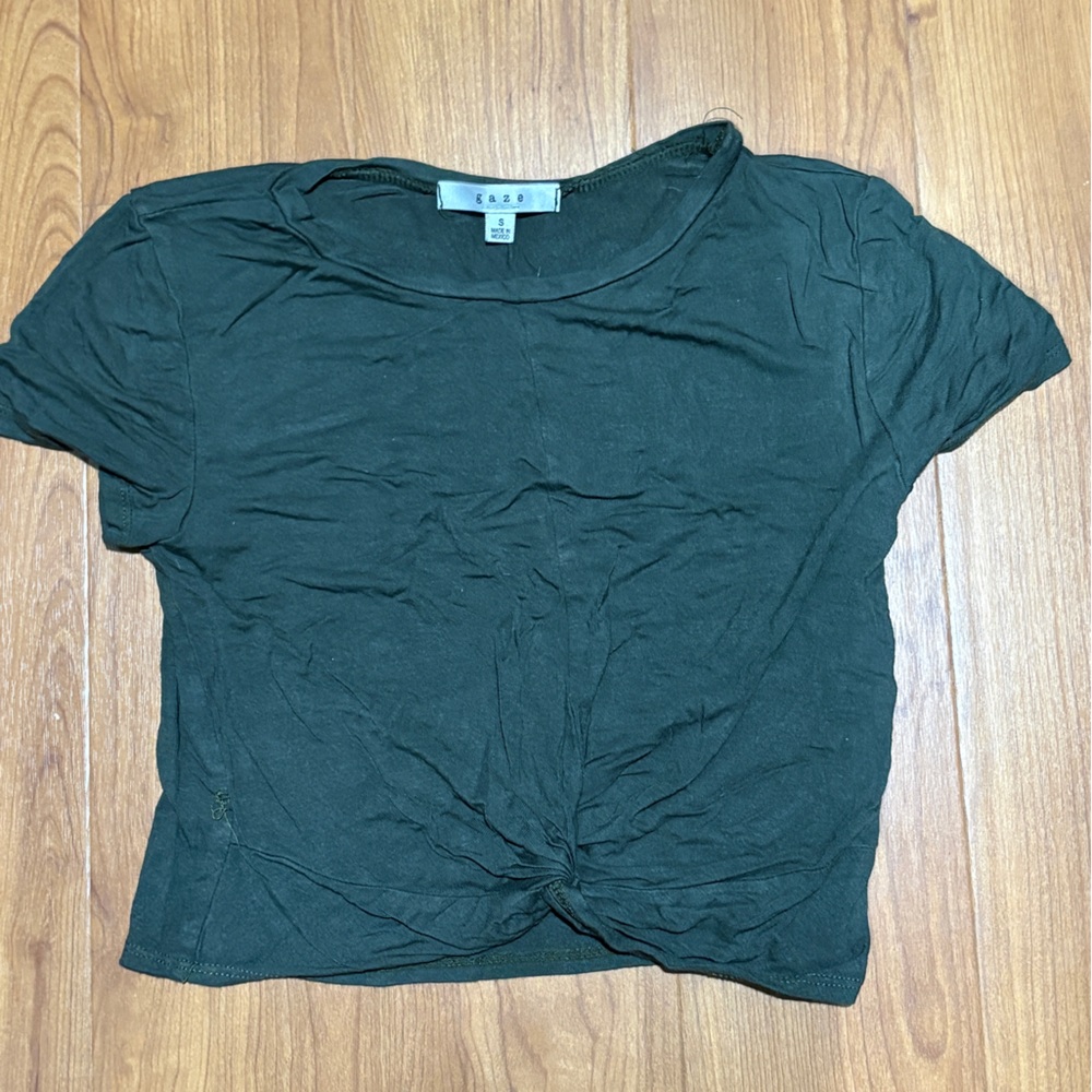 Women's Black Knot-Front Crop Top
